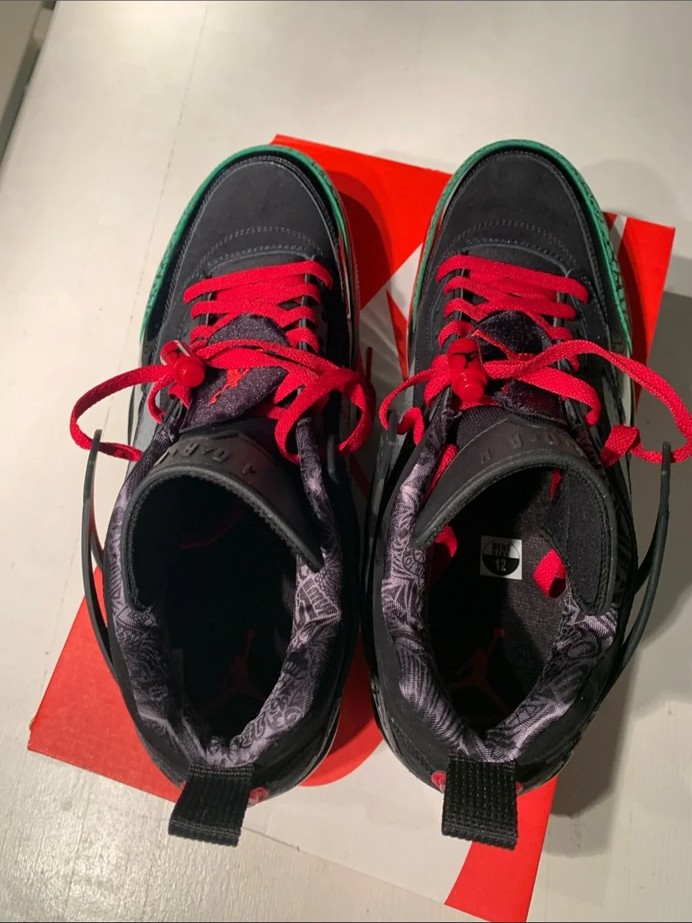 Jordan spizike black